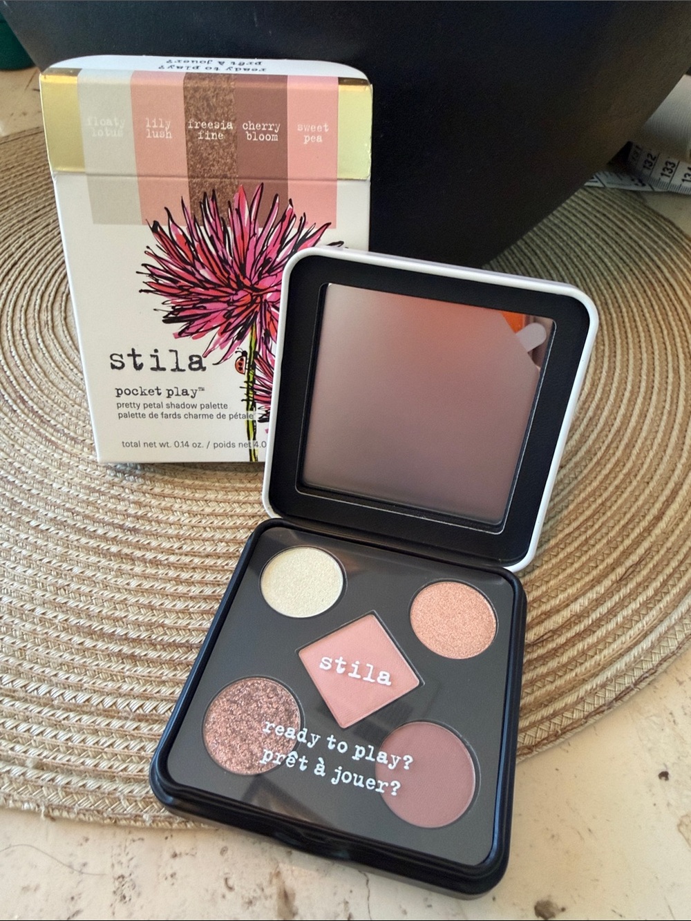 Stila Pocket Play Pretty Petal Shadow Palette — Pink & Peach Tones w/ Mirror